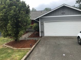 807 10th Ave, Milton, WA 98354