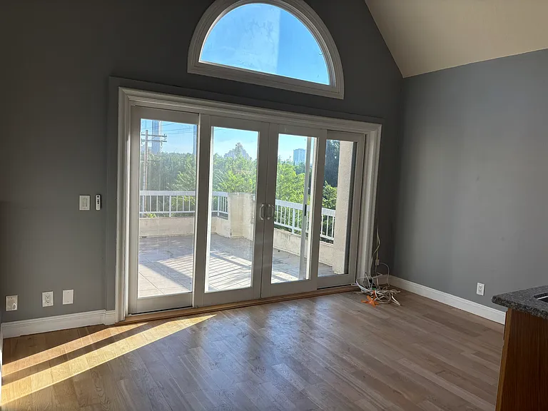 1837 Parnell Ave — Photo 16