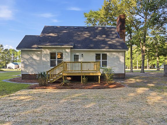 3rd image of 127 Hillingdale Drive