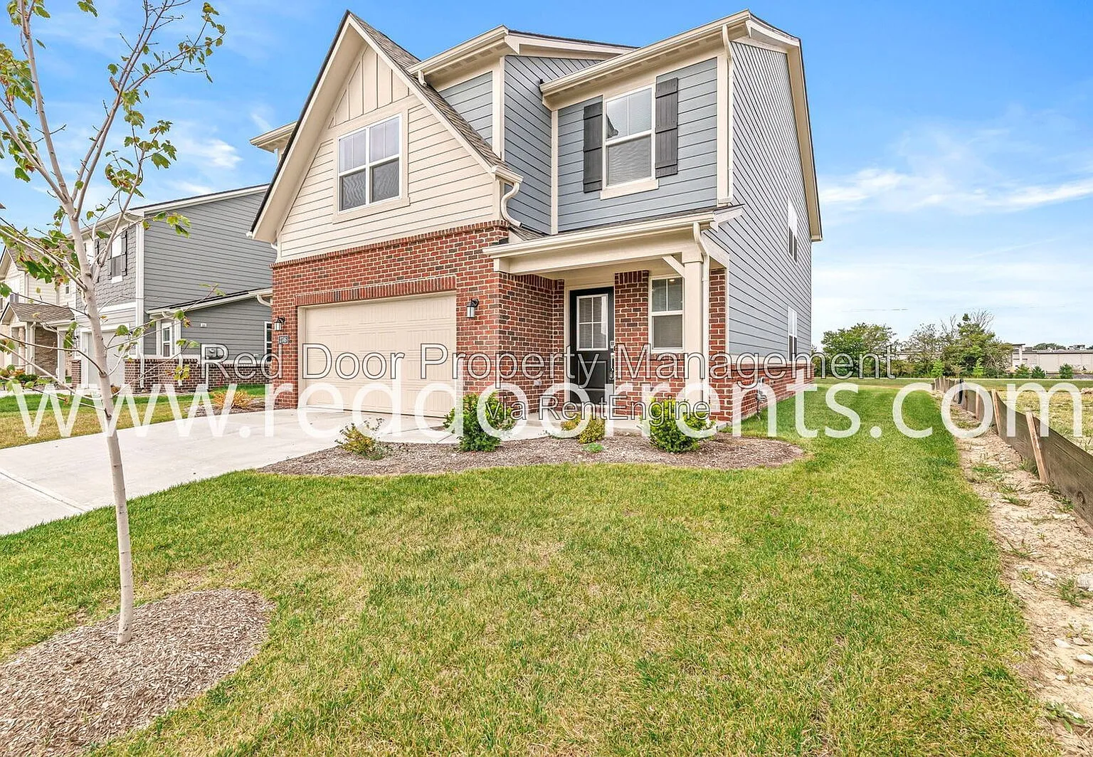 5 bed, 3.0 bath, 2500 sqft, $2,995 — Photo 3