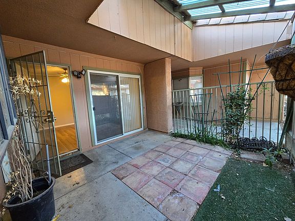 4th image of 461 N Lamb Blvd APT A