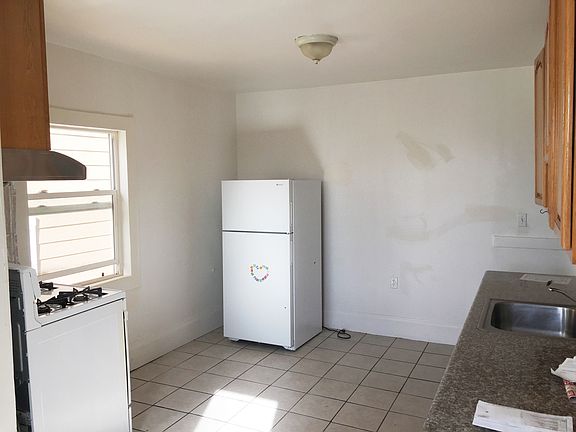 2nd image of 101 Hillcrest Dr APT C