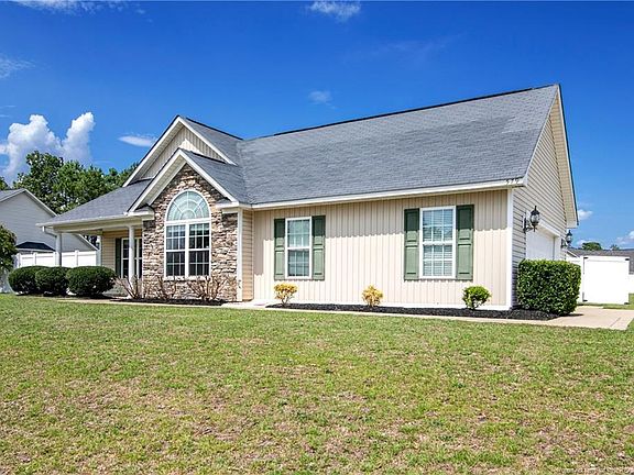 3rd image of 579 Wood Valley Ln