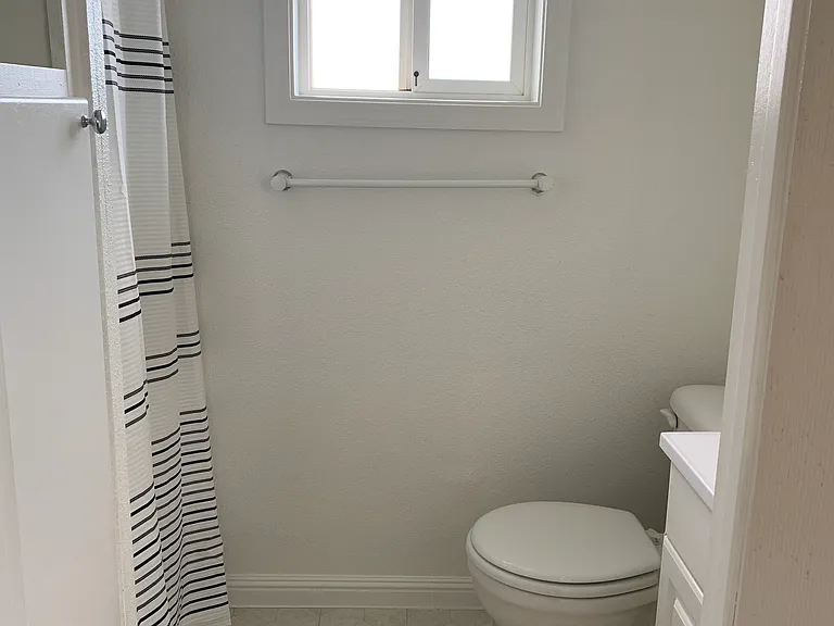 2752 Carmen Ave #A — Photo 5