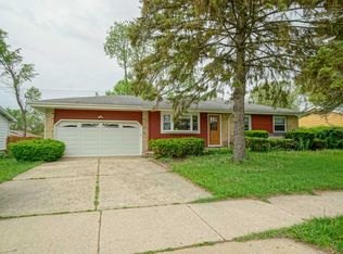 918 Sequoia Trl, Madison, WI 53713
