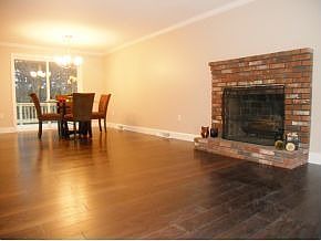 4th image of 95 Westwood Dr