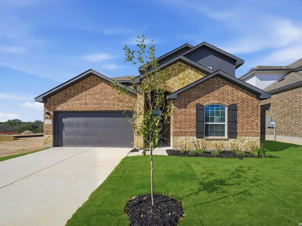 212 Ednie Ln, Mico, TX 78056