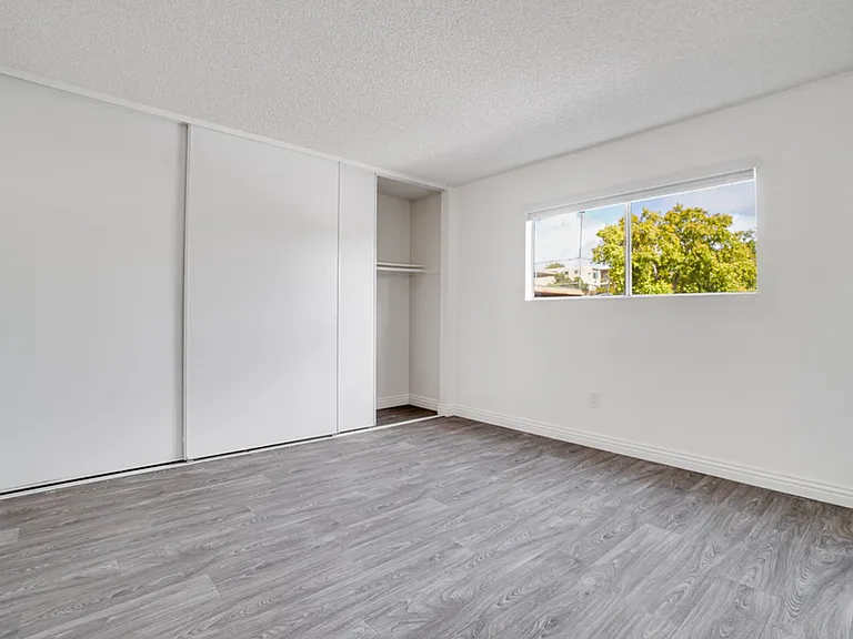 Parkview Poway Apartments — Photo 36