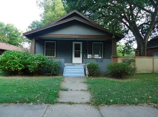1504 Houston St, Manhattan, KS 66502