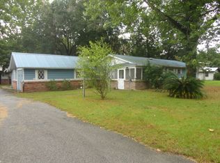 35 Canterbury Rd, Inglis, FL 34449