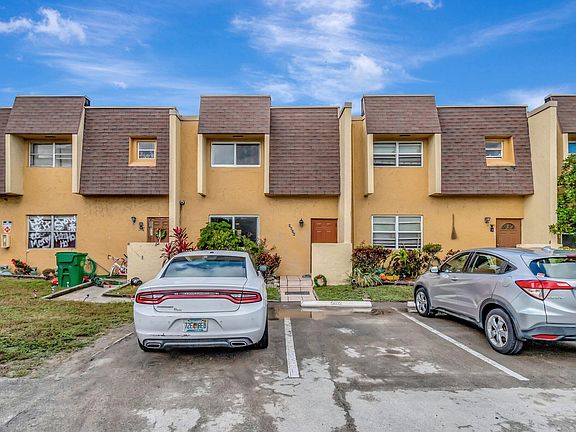 2nd image of 5624 Blueberry Court #168