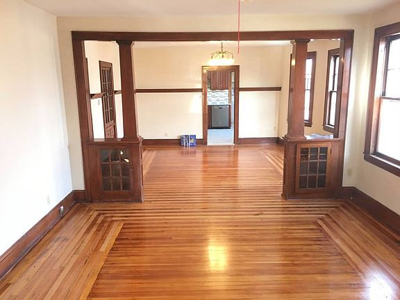 2nd image of 130 Lasalle St Floor 2