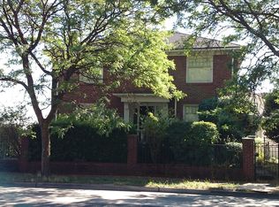 818 23rd Ave E, Seattle, WA 98112