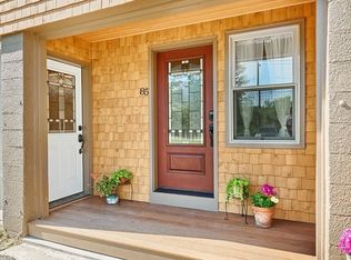 85 Old Amherst Rd, Sunderland, MA 01375