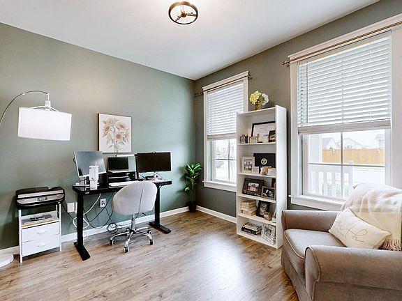 5th image of 3601 Magpie Ln