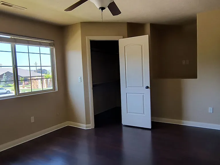 370 W 1425 N #42 — Photo 10