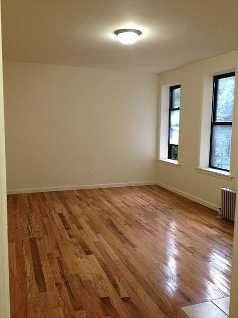 1st image of 202 Sherman Ave