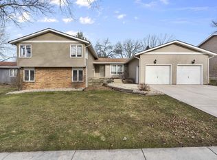 2012 Adderbury Ln, Madison, WI 53711