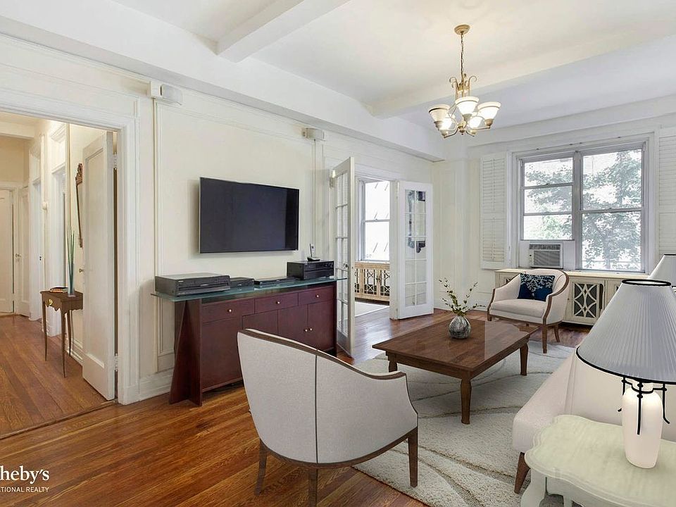 1st image of 150 E 49th St APT 3A