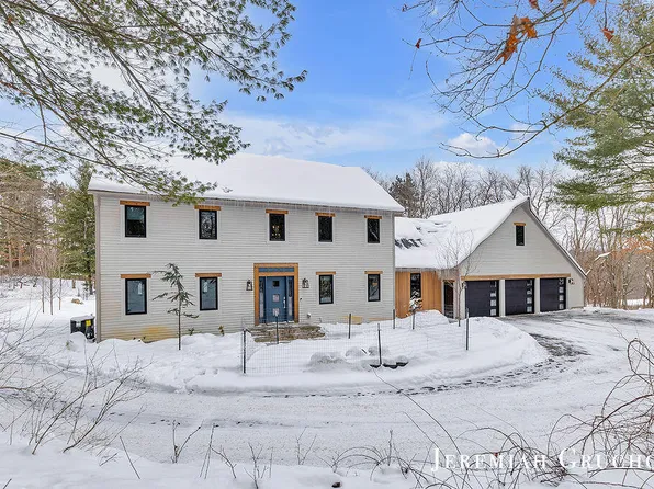 8380 Conservation St NE, Ada, MI 49301