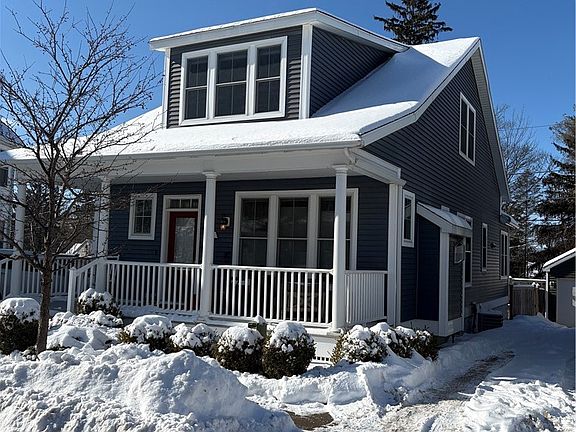 2nd image of 112 Walnut St