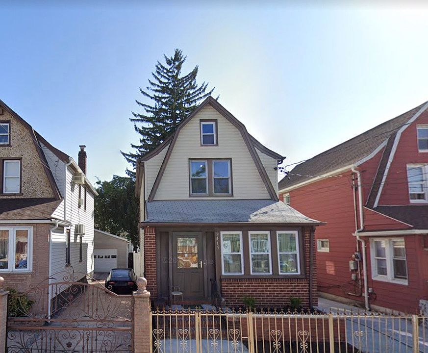1st image of 9415 131st St