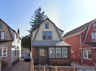 9415 131st St, South Richmond Hill, NY 11419