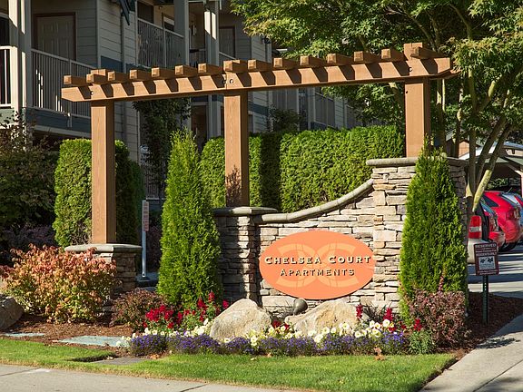 2nd image of 7208 NE 182nd St APT 202