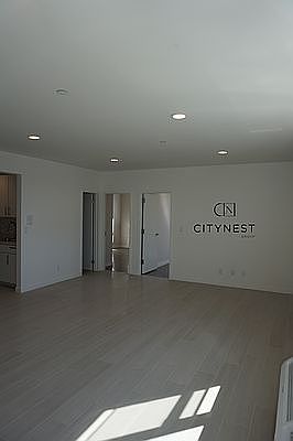 2nd image of 458 5th Ave #B3