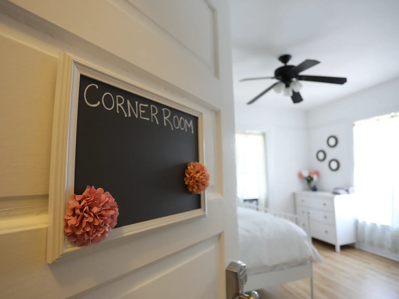 3 bed, 4190 sqft, $1,000 — Photo 1