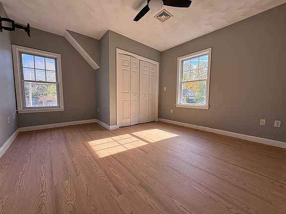 5th image of 40 Wright St #2
