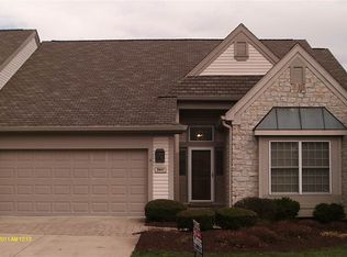 2807 S Saint Remy Cir, Bloomington, IN 47401