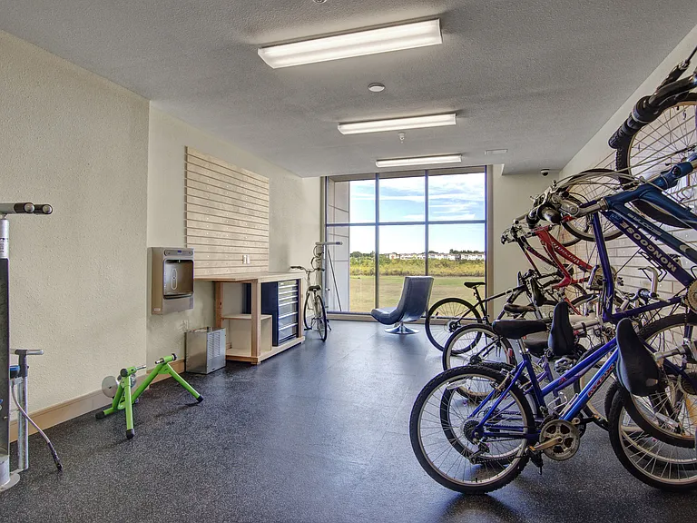 The Residence at the COR — Photo 20