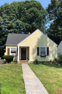 962 Whitlock Rd, Rochester, NY, 14609