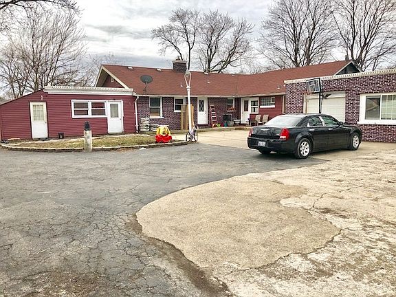 4th image of 10220 W Lyndale Ave