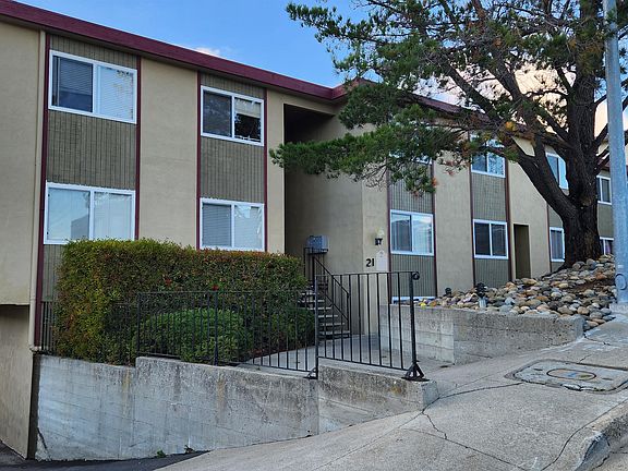 2nd image of 21 Thomas Ave #4