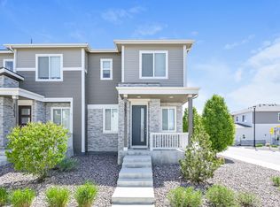 23621 E 5th Dr, Aurora, CO 80018