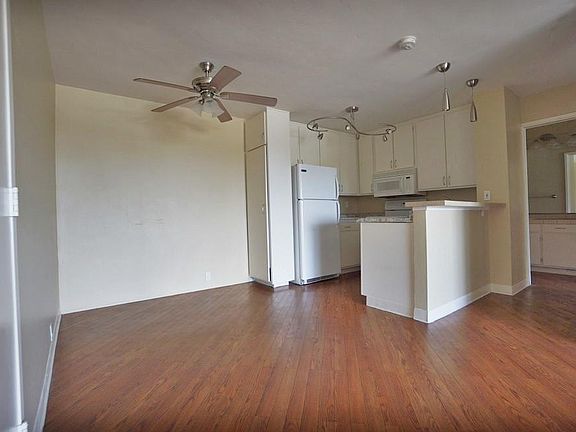 2nd image of 1775 Diamond St Unit 1-130