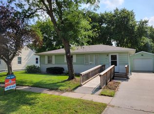 1413 S Sylvan St, Grand Island, NE 68801