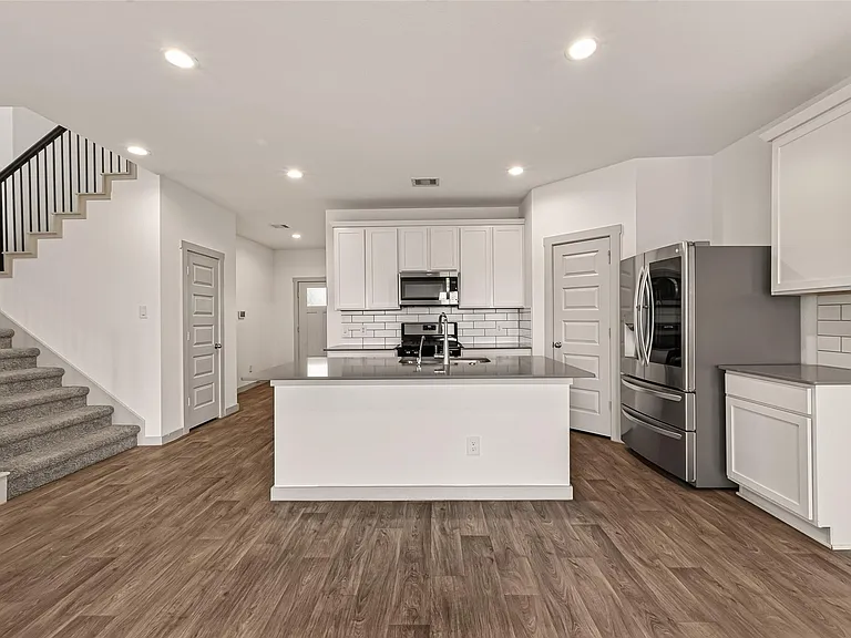 6903 Green Embers Ln — Photo 19