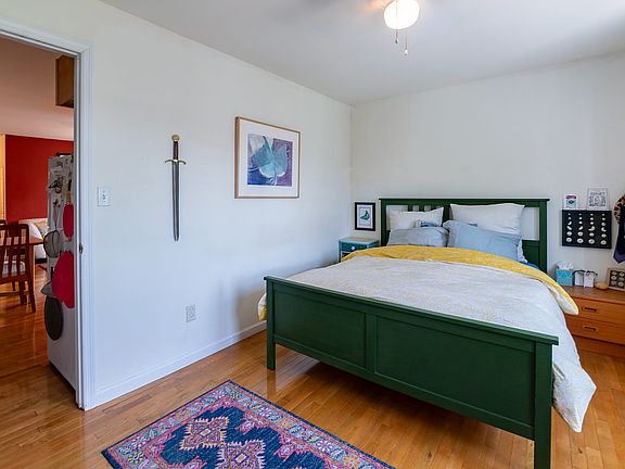 4th image of 4815 Walton Ave Floor 3
