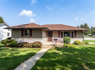 504 W Cramer St, Fort Atkinson, WI 53538