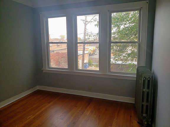 5th image of 7911 S Calumet Ave #2F