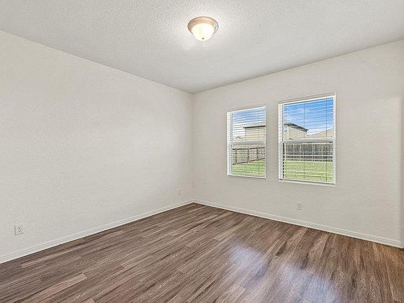 4th image of 850 Bunton Reserve Blvd