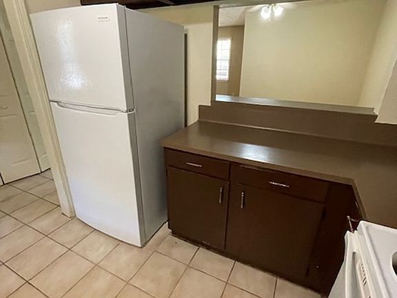 4th image of 14020 Tiger Bend Rd #1