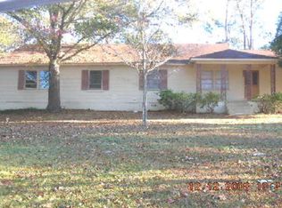 2004 Sullivan Dr, Dothan, AL 36303