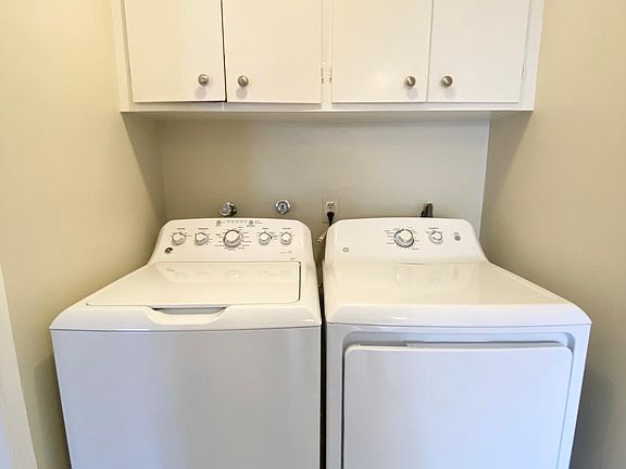 4th image of 1198 Saint Francis St