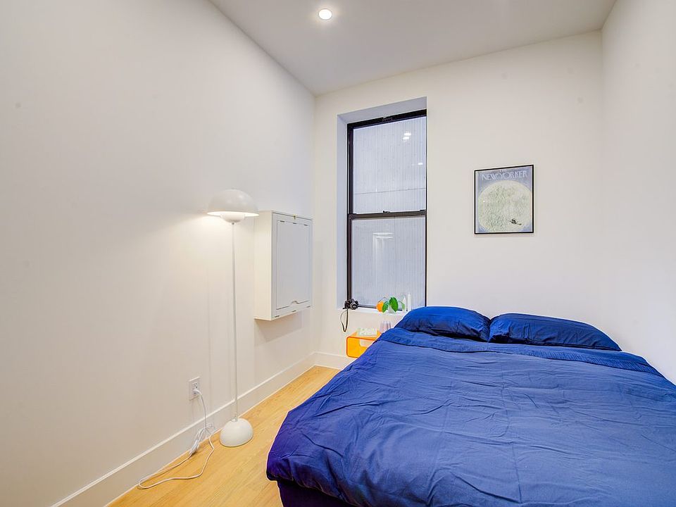 1st image of 246 W 108th St Floor 2