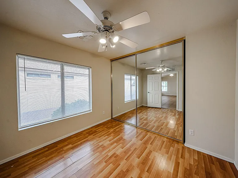 10935 W Ruth Ave — Photo 8