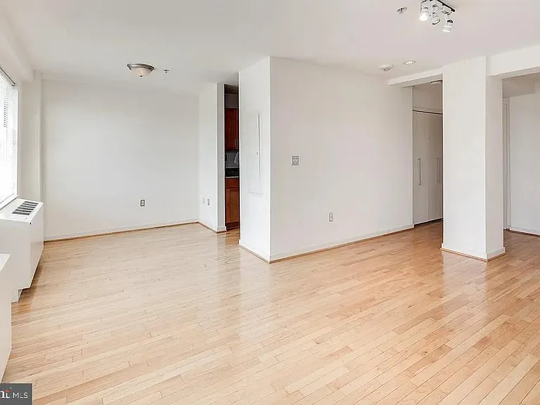 815 King St #6A — Photo 6